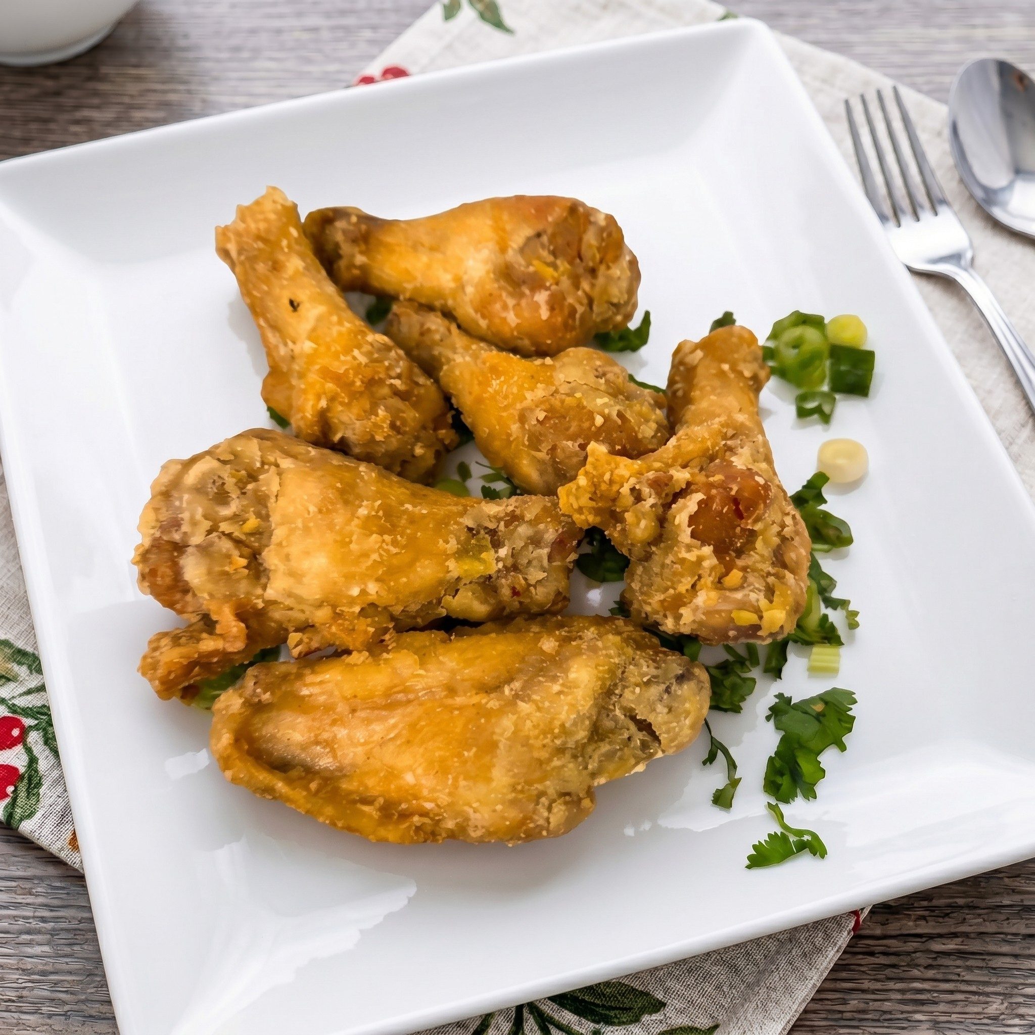 Crispy Chicken Wings.